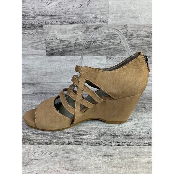 Eileen Fisher Womens Strappy Wedge Sandals Size 9.5 Beige Open Toe - Picture 5 of 8